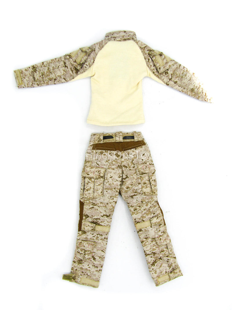 Load image into Gallery viewer, 26th MEU Free Fall Insertion - AOR1 Combat Uniform Set
