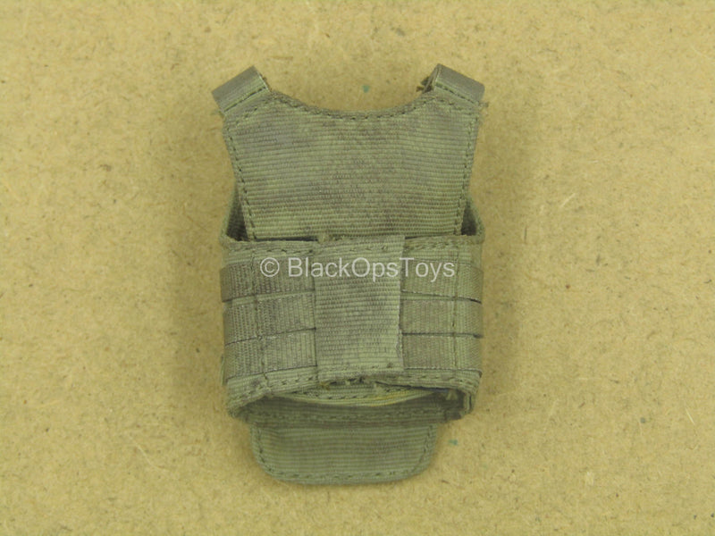 Load image into Gallery viewer, 1/12 - Terminator Dark Fate - Sarah Connor - Plate Carrier Vest
