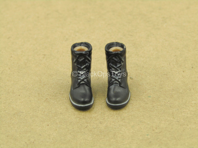 Load image into Gallery viewer, 1/12 - Terminator Dark Fate - Sarah Connor - Black Boots (Peg Type)
