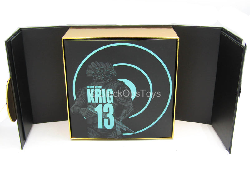 Load image into Gallery viewer, 1/12 - Krig-13 Black Spartan &amp; Krig: The Pale Driver - MINT IN BOX
