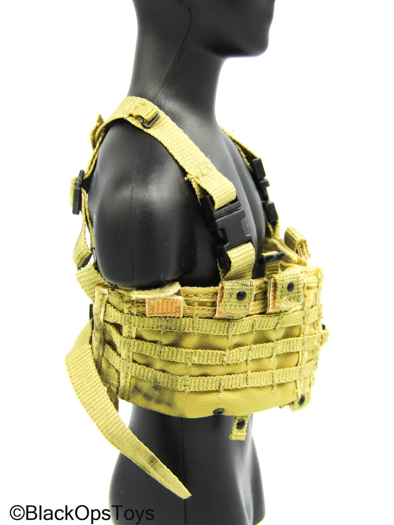 Load image into Gallery viewer, Toy Soldier - Tan MOLLE Chest Rig
