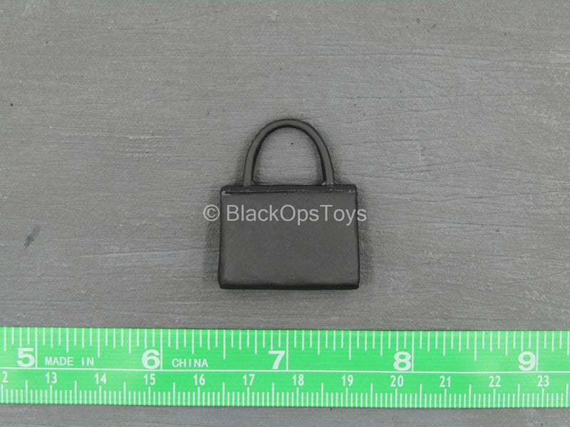 Load image into Gallery viewer, Breakfast At Tiffany&#39;s - Holly - Black Hand Bag
