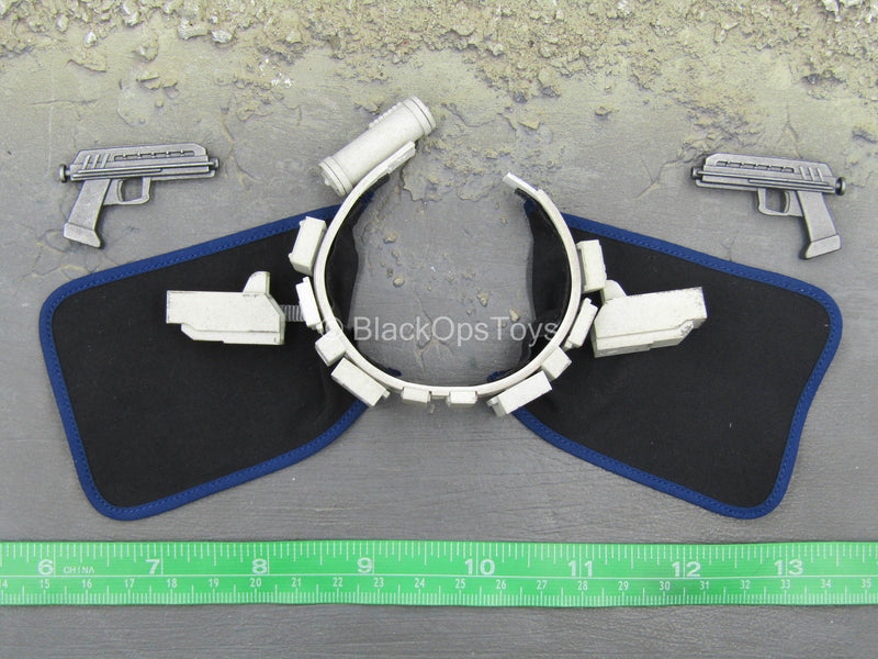 Load image into Gallery viewer, Star Wars - Captain Rex - DC-17 Hand Blasters w/Belt &amp; Skirt
