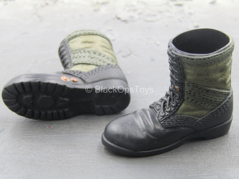 Load image into Gallery viewer, Mike Force - Black &amp; Green Molded Boots (Foot Type)
