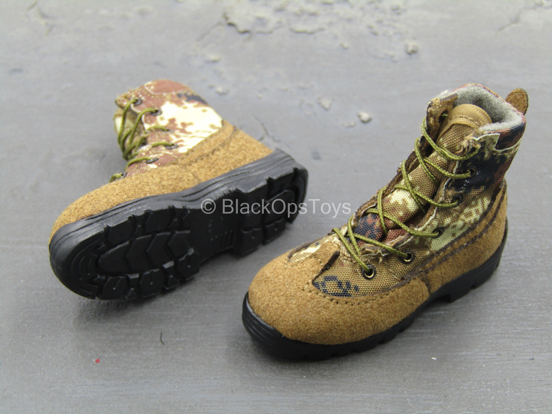 Load image into Gallery viewer, PLA Navy Marine Corps - Arid Type 07 Pixelated Boots (Foot Type)
