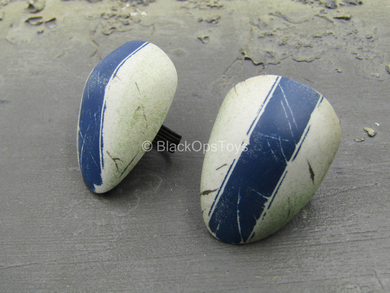 Load image into Gallery viewer, Star Wars - Captain Rex - Weathered Blue &amp; White Shoulder Armor
