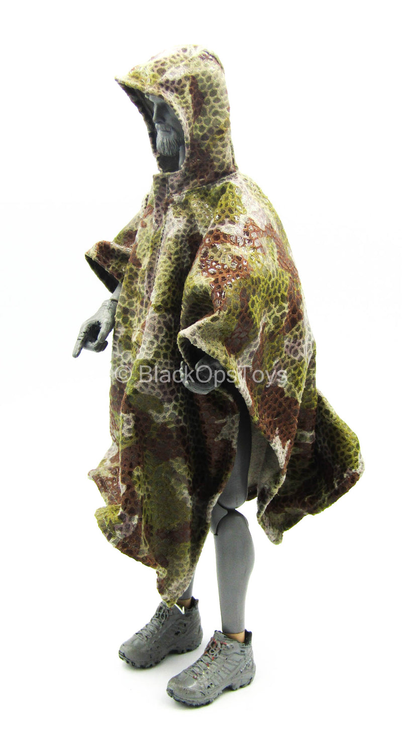 Load image into Gallery viewer, Gangsters Kingdom Spade 5 - Camo Poncho
