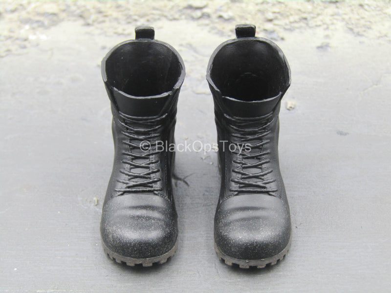 Load image into Gallery viewer, Mr Butcher - Black Boots (Peg Type)
