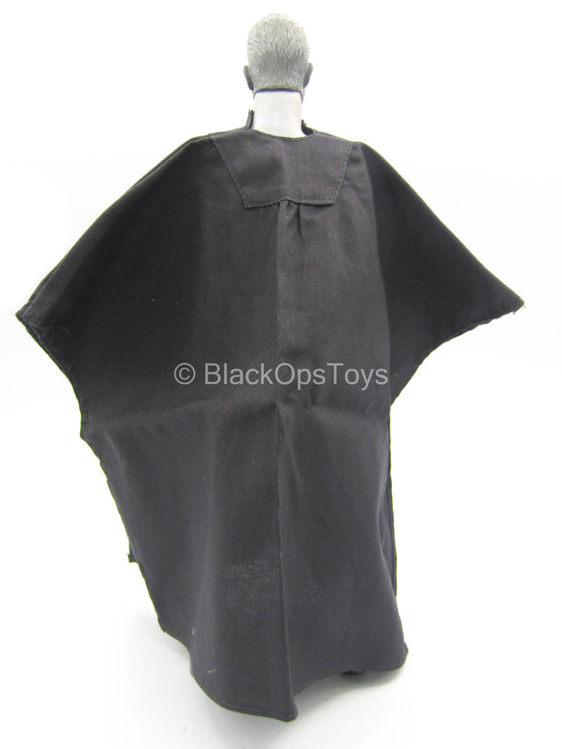 Load image into Gallery viewer, LOTR - Gandalf - Gray Cape
