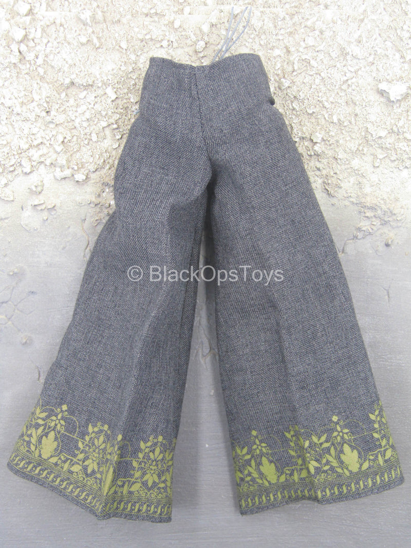 Load image into Gallery viewer, LOTR - Gandalf - Gray Pants
