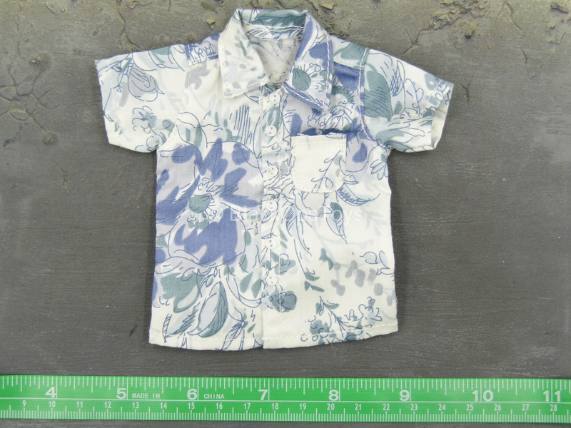 Load image into Gallery viewer, 80&#39;s Tropical Shirt w/Tan Shorts &amp; Brown Leather Like Sandals
