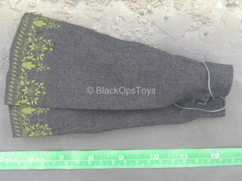 Load image into Gallery viewer, LOTR - Gandalf - Gray Pants

