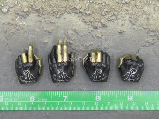 Destiny 2 - Hunter Golden Trace - Black & Gold Gloved Hand Set (Type 2)