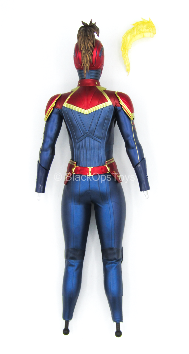 Load image into Gallery viewer, Captain Marvel - Female Body w/Head Sculpt &amp; Light Up Action
