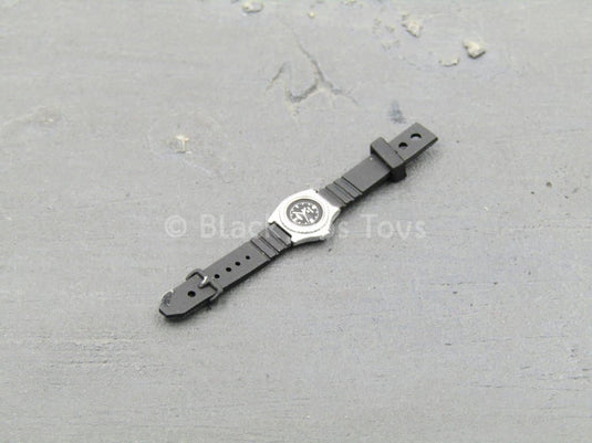 GEAR - Black & Silver Wrist Watch w/Black Clasp