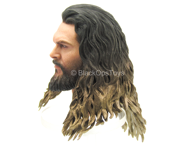 Load image into Gallery viewer, Aquaman - Male Head Sculpt In Jason Momoa Likeness
