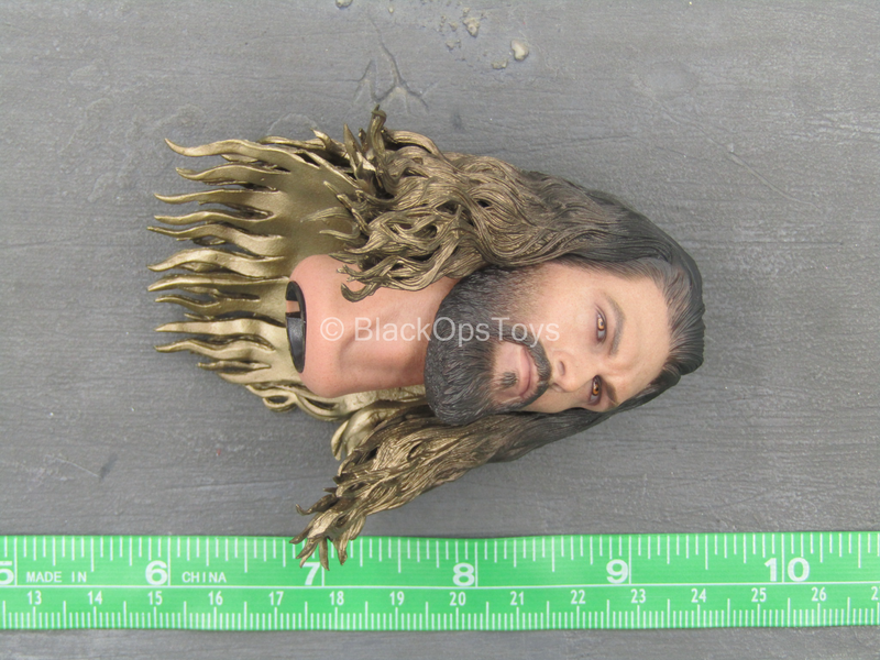 Load image into Gallery viewer, Aquaman - Male Head Sculpt In Jason Momoa Likeness
