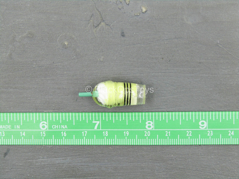 Load image into Gallery viewer, Lifestyle Miniature - SB Coffee - Grande Light Yellow Frappuccino
