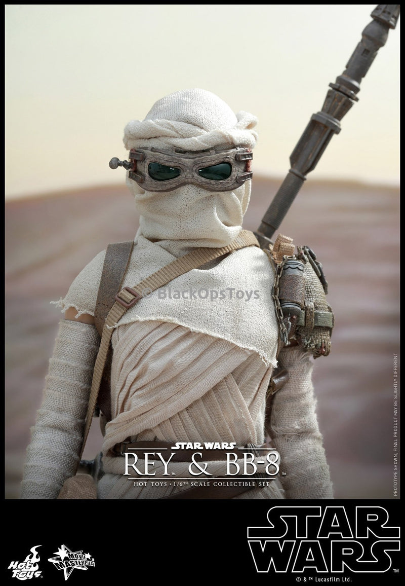 Load image into Gallery viewer, Star Wars The Force Awakens 1/6th scale Rey and BB-8 Female Belt

