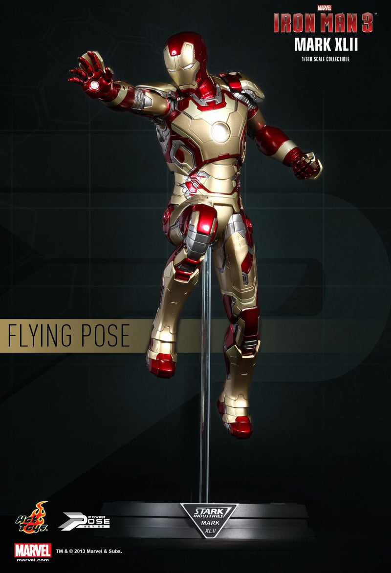 Load image into Gallery viewer, Iron Man 3 - Power Pose Mark XLII - MINT IN BOX
