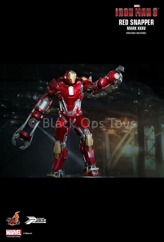 Load image into Gallery viewer, Iron Man 3 - Mark XXXV Red Snapper - MINT IN BOX
