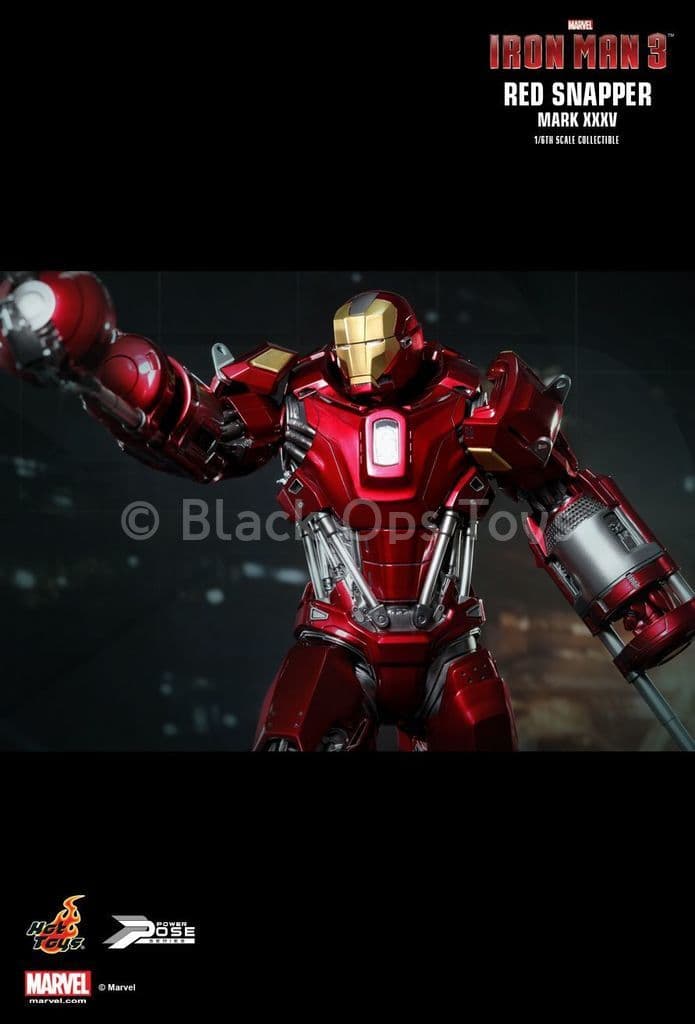 Load image into Gallery viewer, Iron Man 3 - Mark XXXV Red Snapper - MINT IN BOX
