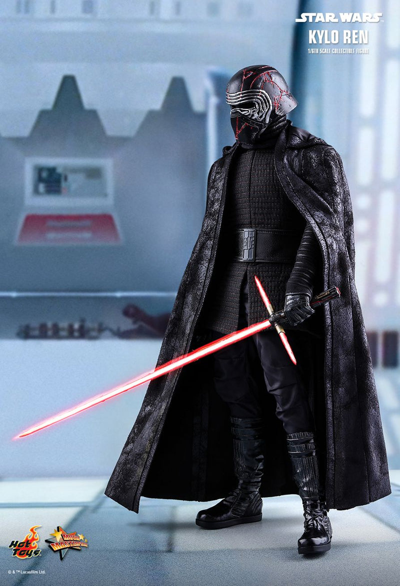 Load image into Gallery viewer, Star Wars - The Rise of Skywalker - Kylo Ren - MINT IN BOX
