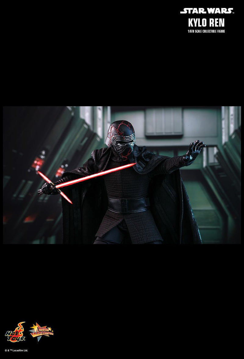 Load image into Gallery viewer, Star Wars - The Rise of Skywalker - Kylo Ren - MINT IN BOX
