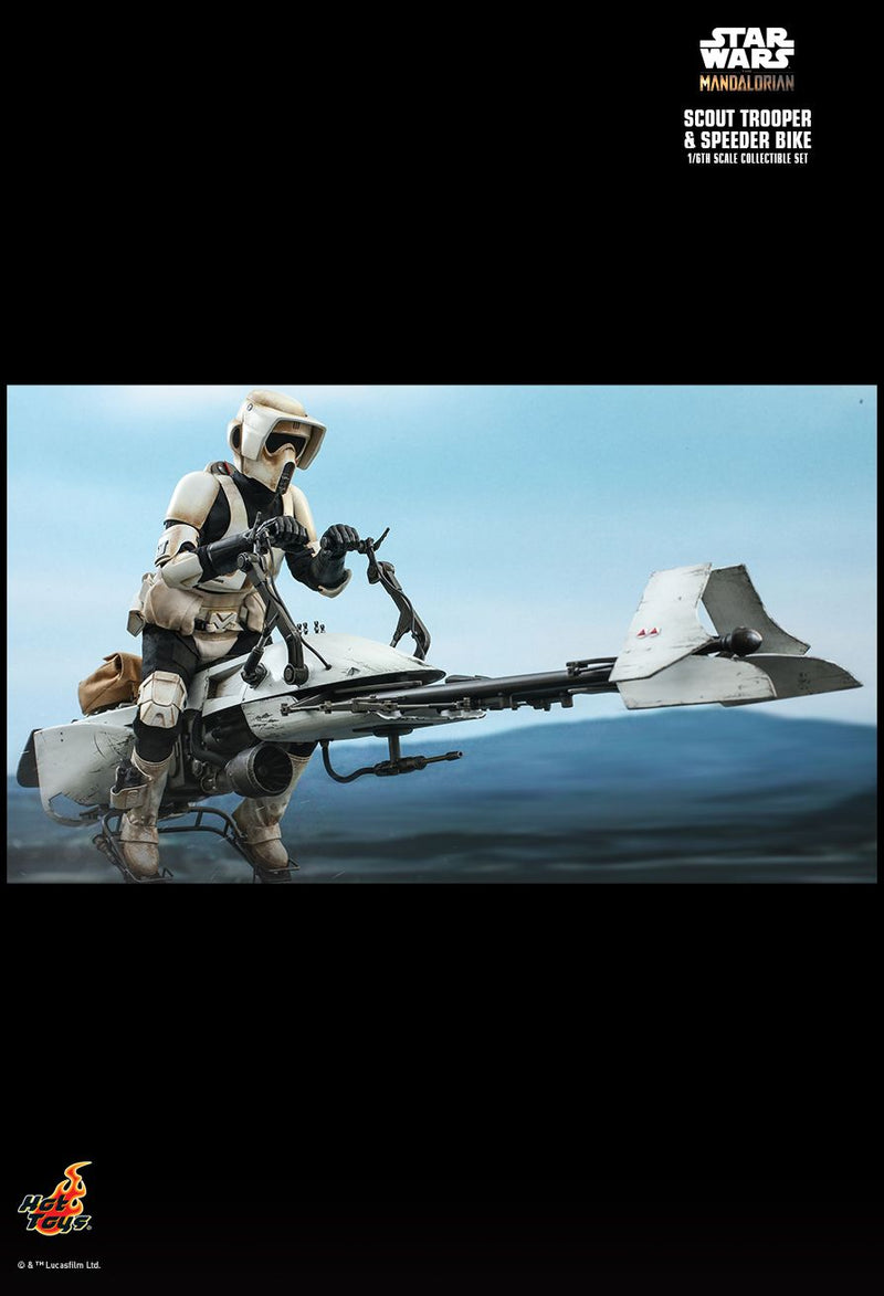 Load image into Gallery viewer, The Mandalorian - Scout Trooper &amp; Speeder Bike - MINT IN BOX
