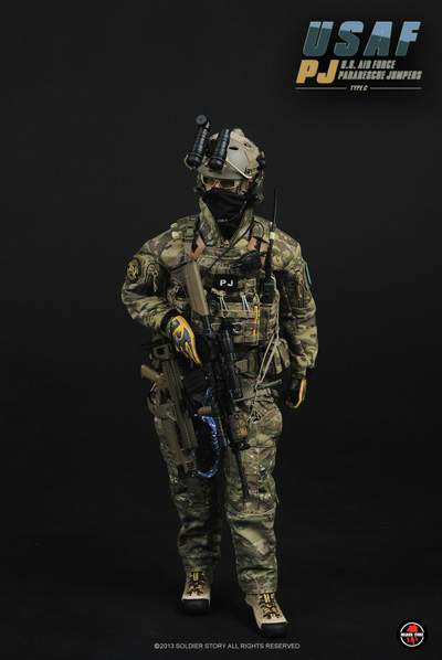 Load image into Gallery viewer, US Air Force - PJ - Multicam Hook &amp; Loop Counterweight Battery Pouch
