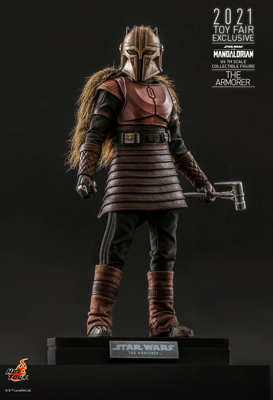 Star Wars: The Mandalorian - The Armorer - MINT IN BOX Star Wars: The Mandalorian - The Armorer - MINT IN BOX