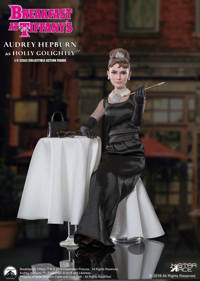Load image into Gallery viewer, Breakfast At Tiffany&#39;s - Holly - Black Hand Bag
