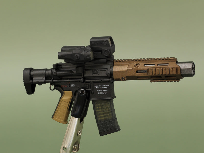 Load image into Gallery viewer, 1/6 - Custom 3D - Magnetic Leo D-EVO w/Custom Color Lens
