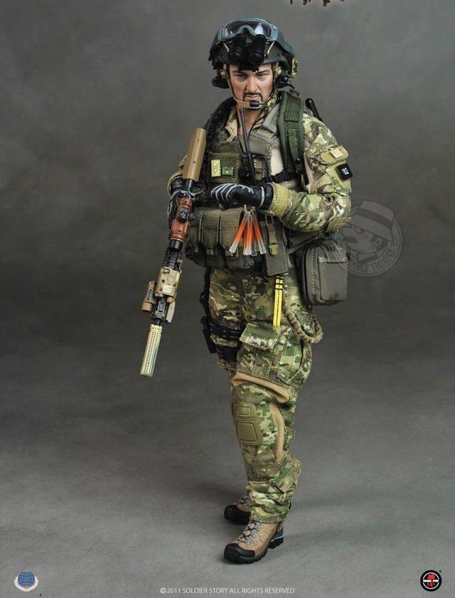 Load image into Gallery viewer, 75th Ranger Regiment In Afghanistan MICH 2000 Helmet &amp; Goggles Set
