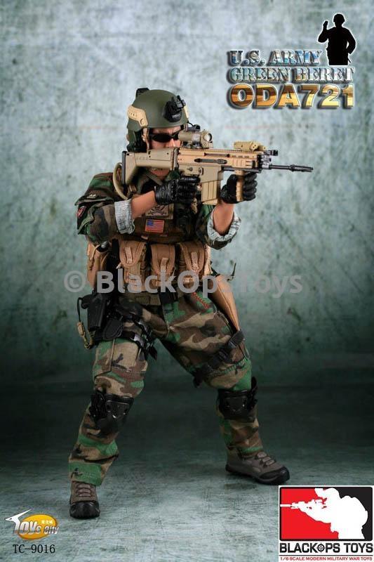U.S. Army Green Beret ODA721 - Grey Combat Boots (Peg Type)