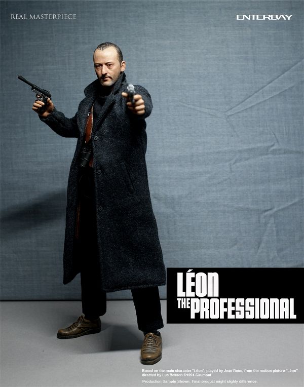 Load image into Gallery viewer, Léon The Professional - Weathered Shoes w/Socks (Peg Type)
