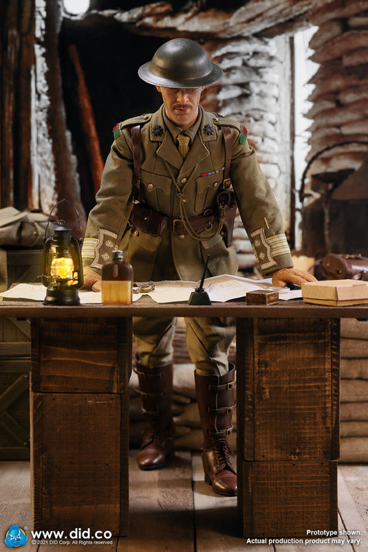 WWI - British Officer Colonel Mackenzie & War Desk Diorama Set - MINT IN BOX