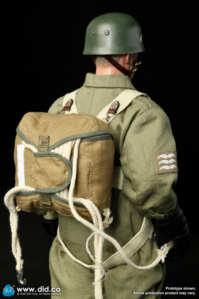 Load image into Gallery viewer, WWII - German - Fallschirmjager Schmeling - MINT IN BOX
