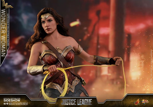 Justice League - Wonder Woman - Golden Lasso of Truth - Two Types