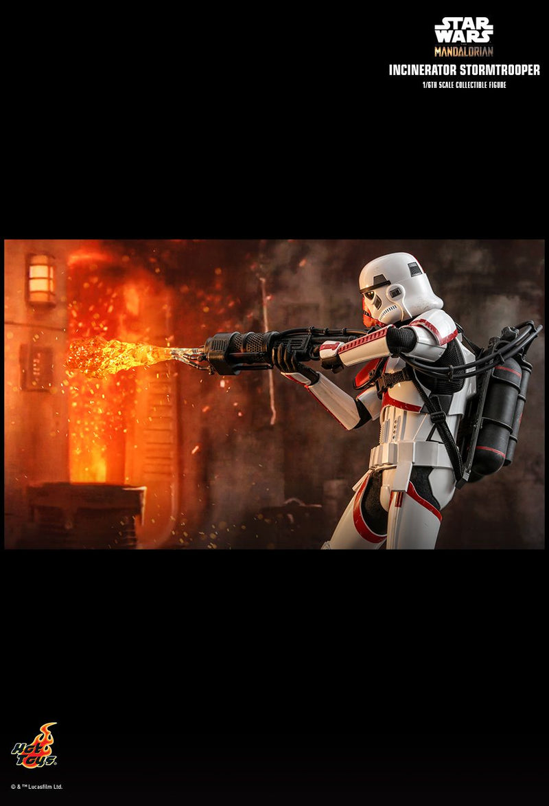 Load image into Gallery viewer, Star Wars - The Mandalorian - Incinerator Stormtrooper - MINT IN BOX
