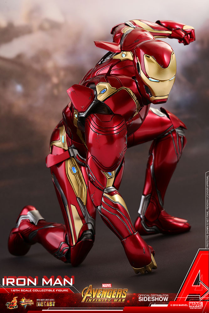 Load image into Gallery viewer, Diecast Iron Man Mark L w/Special Edition Accessory Set - MINT IN BOX
