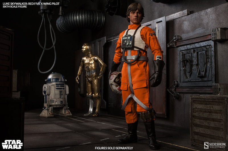 Load image into Gallery viewer, Star Wars - Luke Red 5 X-Wing Pilot - Exclusive - MINT IN BOX
