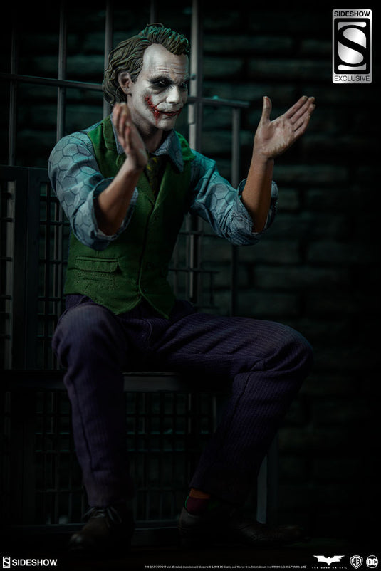 TDK - The Joker - Exclusive - Premium Format Figure - MINT IN BOX