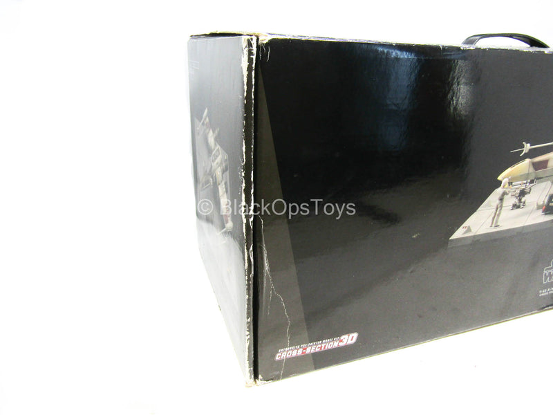 Load image into Gallery viewer, 1/35 - Star Wars - X-Wing 3D Cross Section Set - MINT IN BOX
