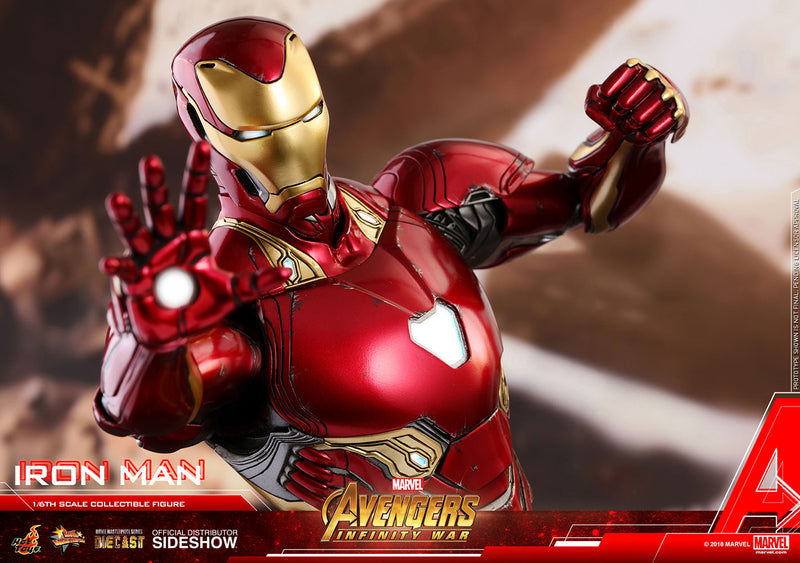 Load image into Gallery viewer, Diecast Iron Man Mark L w/Special Edition Accessory Set - MINT IN BOX
