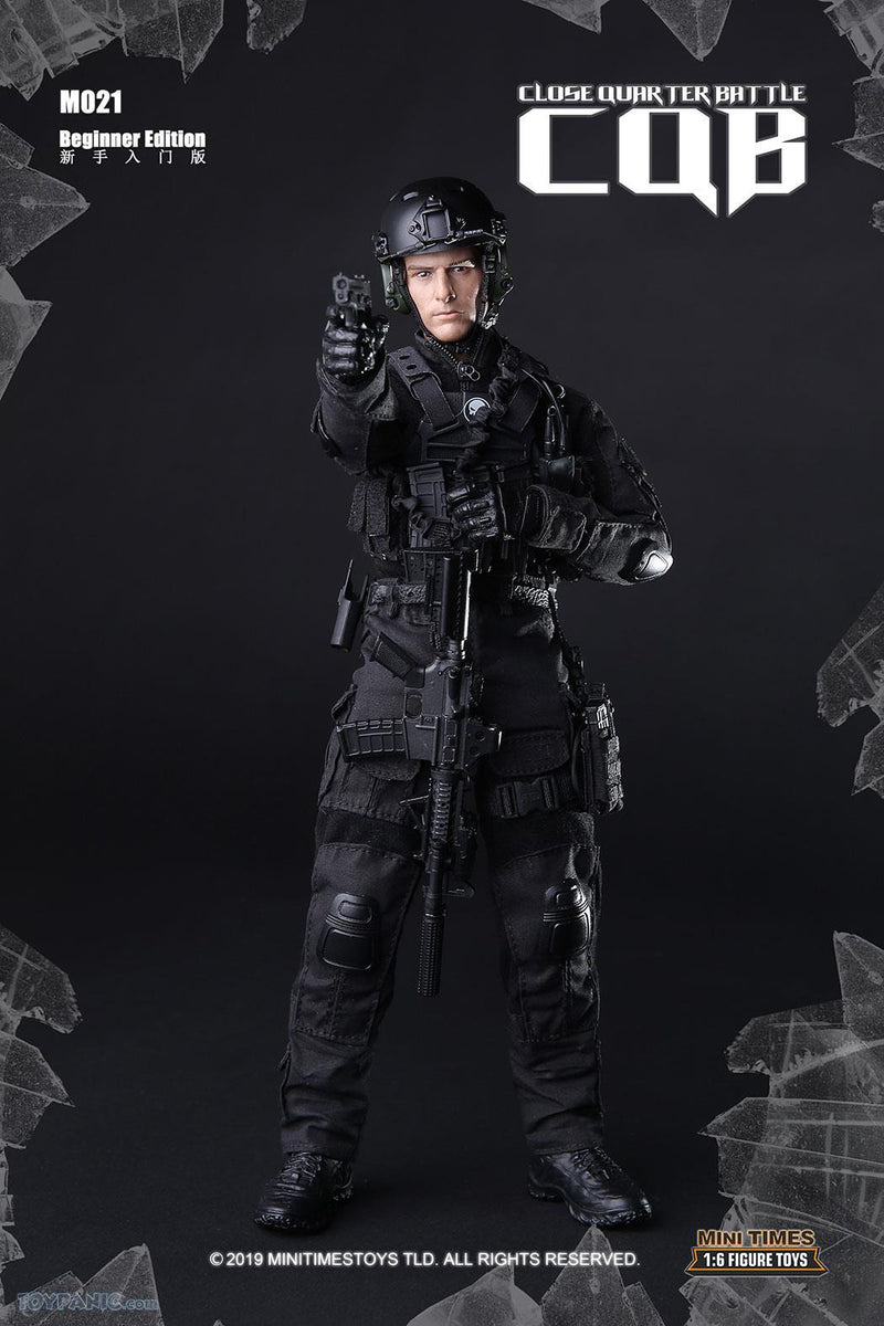 Load image into Gallery viewer, Close Quarter Battle - Black Boots (Peg Type)

