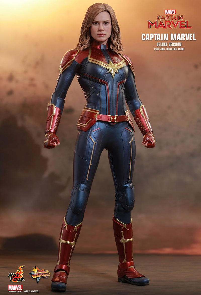Load image into Gallery viewer, Captain Marvel - Carol Danvers Deluxe - MINT IN BOX
