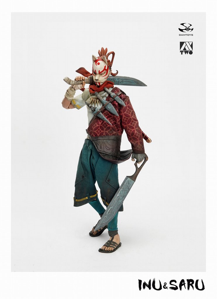 Load image into Gallery viewer, Ninkyo Seiji - Half-Kimono w/Sword, Dagger &amp; Holster Set
