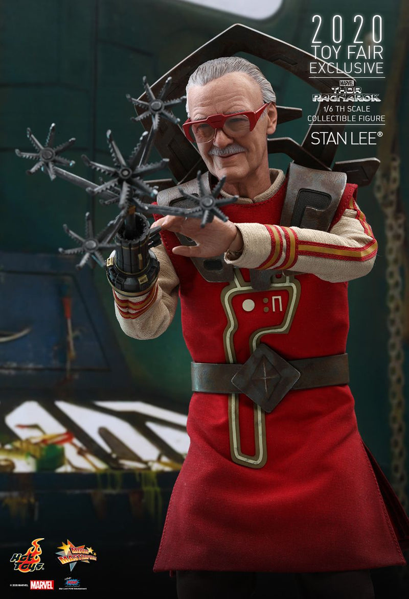 Load image into Gallery viewer, Thor Ragnarok - Intergalactic Barber - Male Hand Set Type 1
