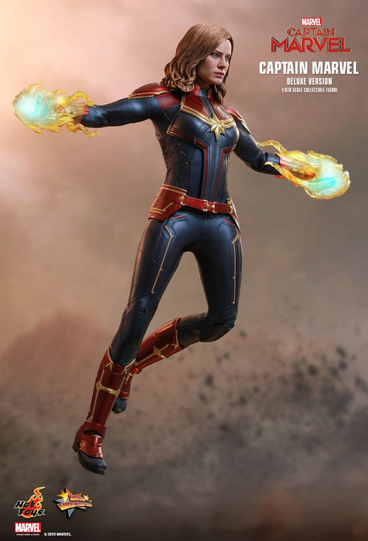 Captain Marvel - Red & Gold Like Female Hand Set